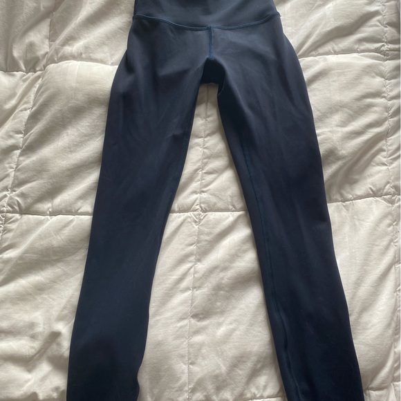 Lululemon high rise Wunder Train size 0, 23 inches - Picture 3 of 3